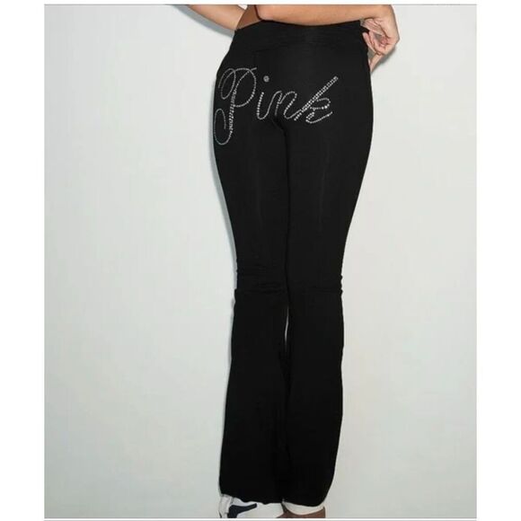 VS PINK bling heritage logo on butt flare yoga leggings pants xxl/2xl NwT - Picture 2 of 6